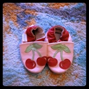 Adorable Roebeez soft shoes